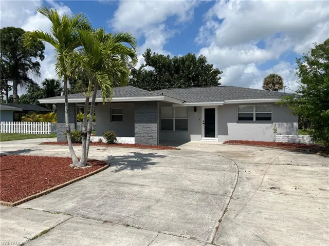 4562 Tennyson Dr, North Fort Myers, Florida 33903
