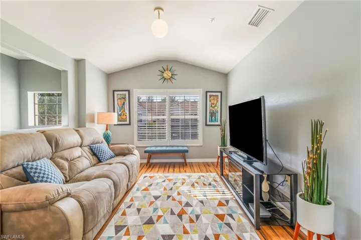 Den with vaulted ceiling but could be 3rd bedroom