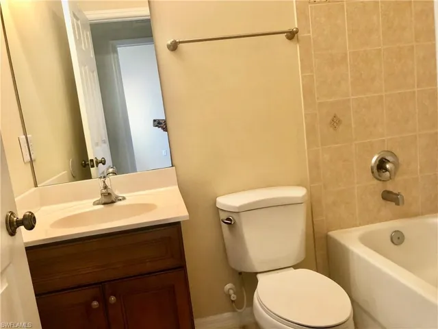 9813  Quinta Artesa  WAY, Fort Myers, FL 33908