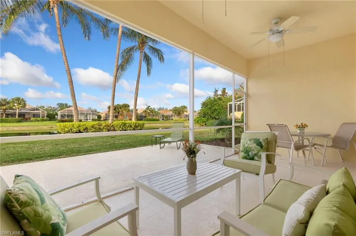 Screened Lanai  featuring ceiling fan