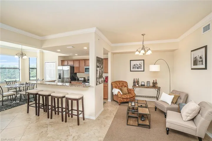 9731  Acqua  CT, Naples, FL 34113