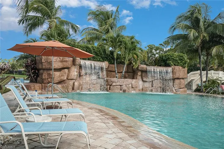 9731  Acqua  CT, Naples, FL 34113