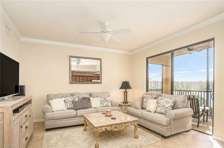 9731  Acqua  CT, Naples, FL 34113