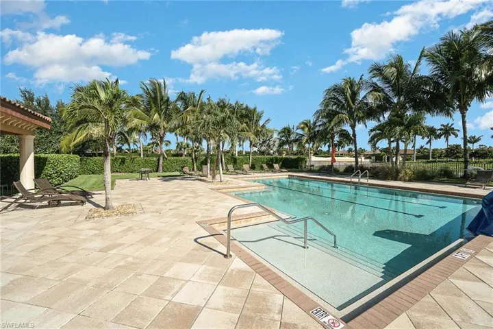 9731  Acqua  CT, Naples, FL 34113