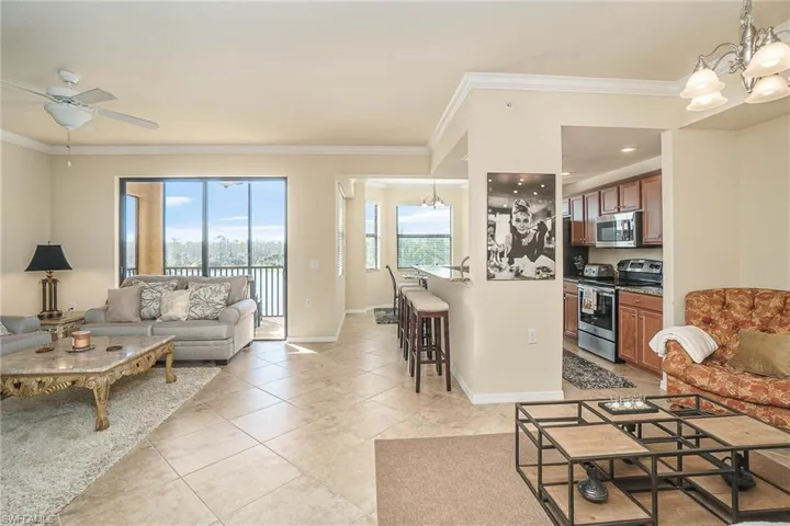 9731  Acqua  CT, Naples, FL 34113