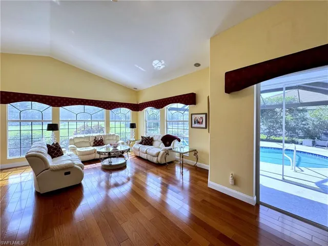 7730 Naples Heritage Dr, Naples Fl 34112