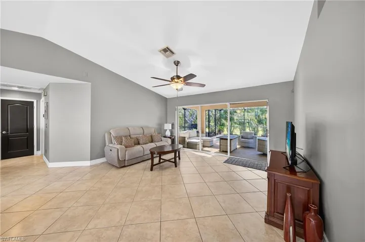 2238 Nw 8th Ter, Cape Coral, Florida 33993