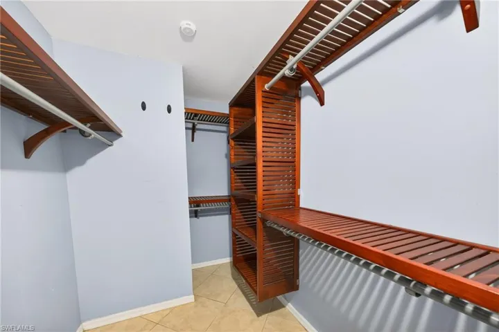 2238 Nw 8th Ter, Cape Coral, Florida 33993