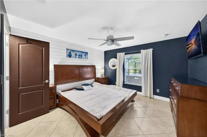 2238 Nw 8th Ter, Cape Coral, Florida 33993