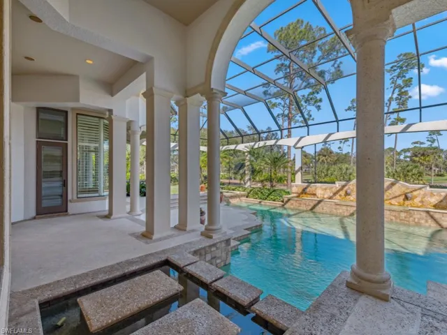 Screened pool & Spa