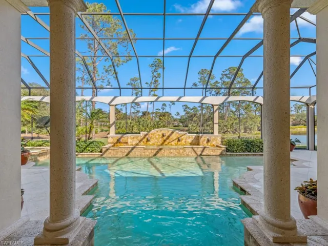 Screened pool & Spa