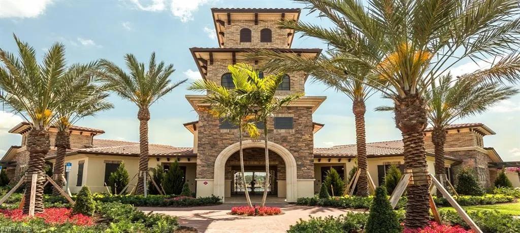 9353 Glenforest Dr, Naples, Florida 34120