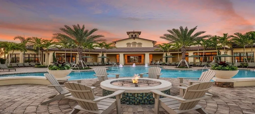 9353 Glenforest Dr, Naples, Florida 34120