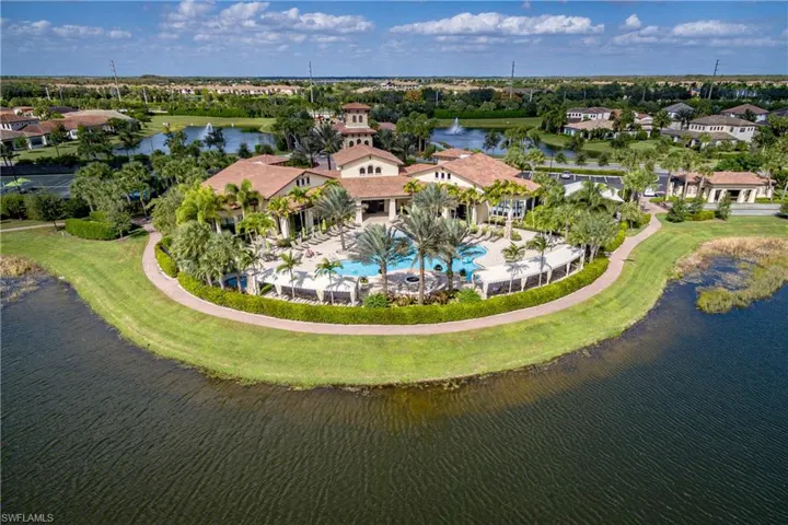 9353 Glenforest Dr, Naples, Florida 34120