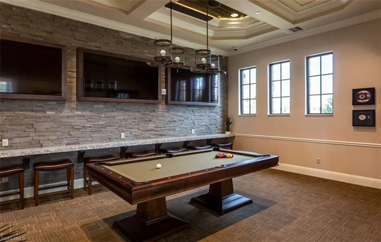 9353 Glenforest Dr, Naples, Florida 34120