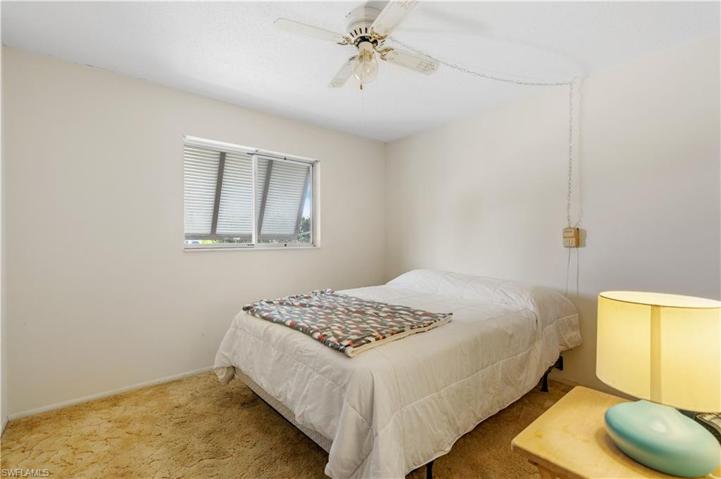 3815 SE 2nd AVE, CAPE CORAL FL 33904