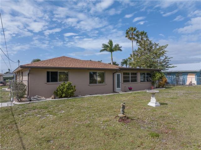 3815 SE 2nd AVE, CAPE CORAL FL 33904