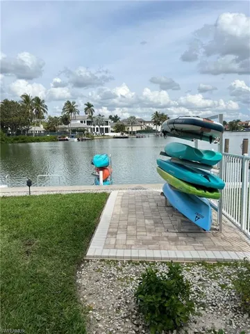 1910  Gulf Shore N BLVD, Naples, FL 34102