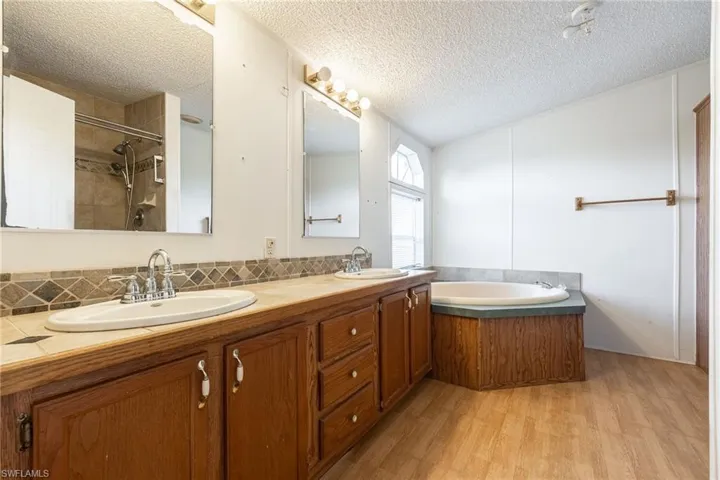 10550 Sharon Dr, North Fort Myers, Florida 33917
