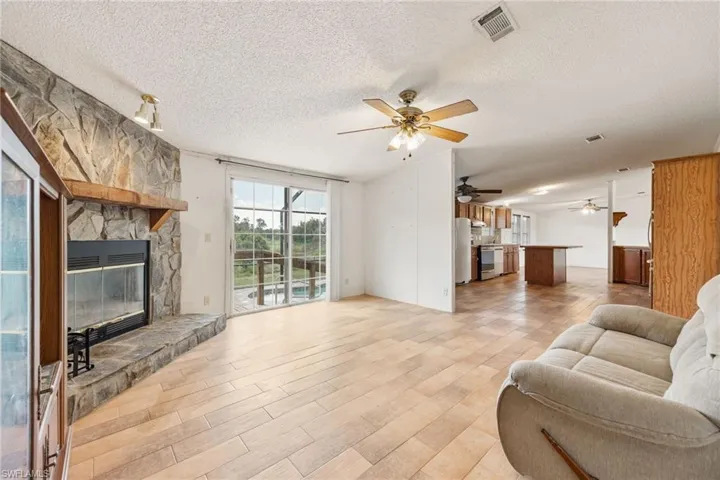 10550 Sharon Dr, North Fort Myers, Florida 33917