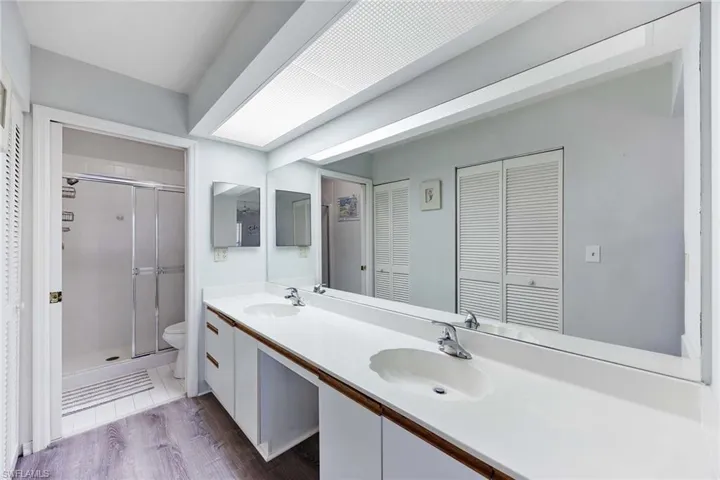 822  Gulf Pavillion  DR, Naples, FL 34108