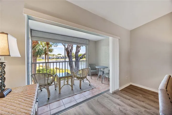 822  Gulf Pavillion  DR, Naples, FL 34108