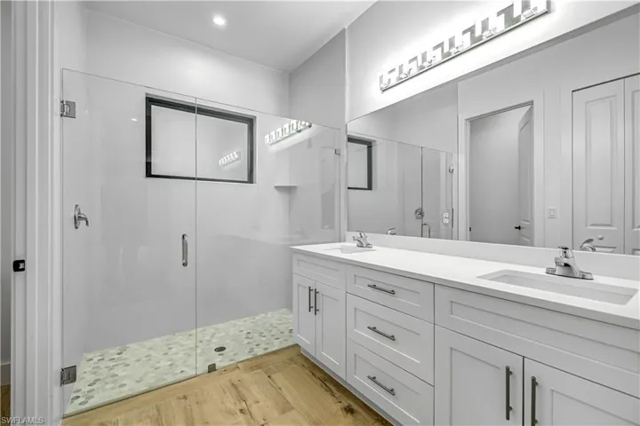 2668 39th Ave Ne, Naples, Florida 34120