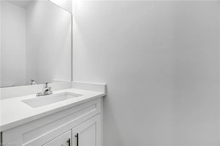 2668 39th Ave Ne, Naples, Florida 34120