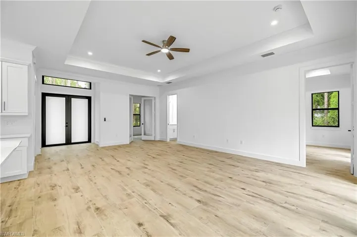 2668 39th Ave Ne, Naples, Florida 34120