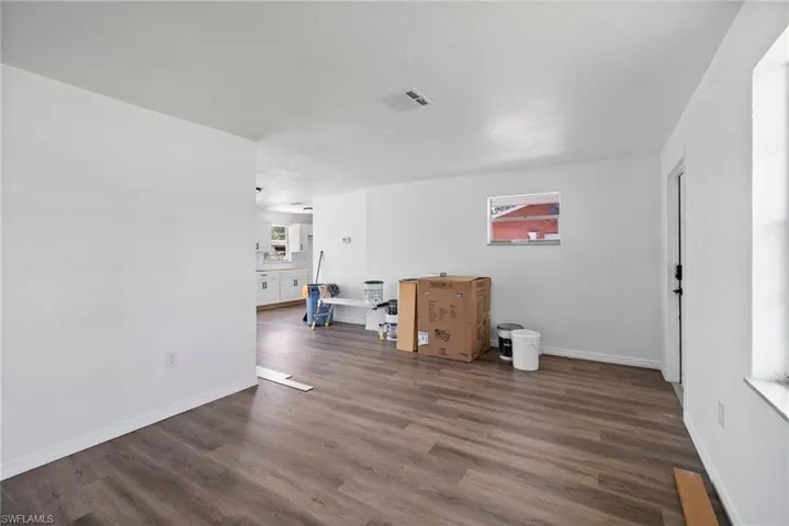 12602  2nd  ST, Fort Myers, FL 33905