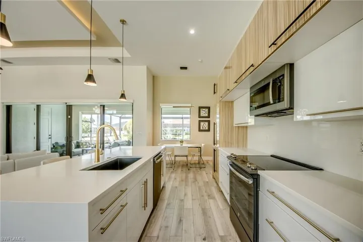 Kitchen looking toward Breakfast Nook