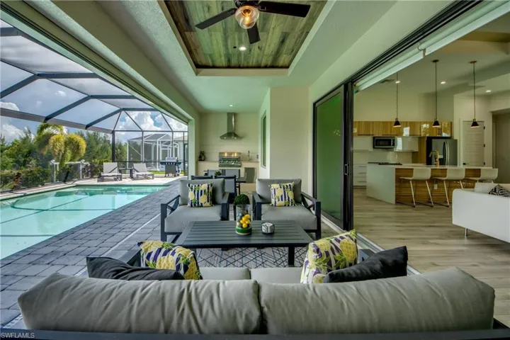 Indoor/Outdoor space for entertaining