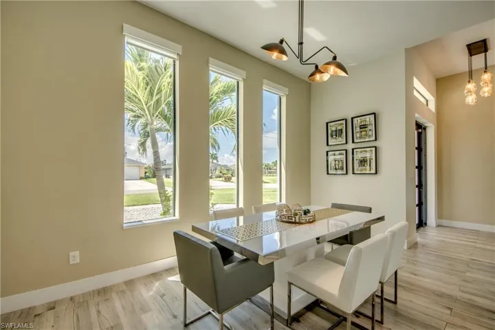 Formal Dining