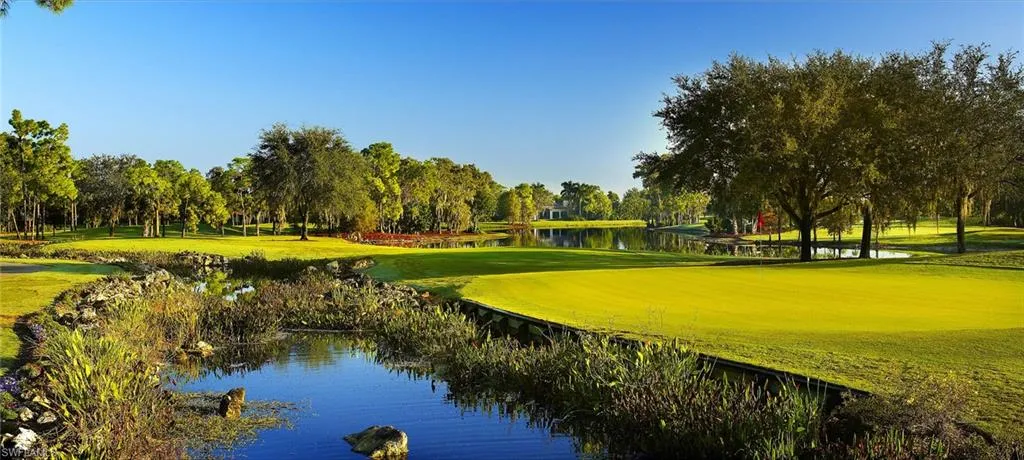 Hole #3 of the Long Mean Golf Course.