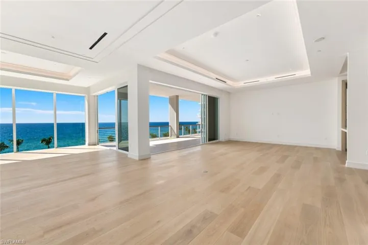 901 Gulf Shore Blvd N A-401, Naples, Florida 34102
