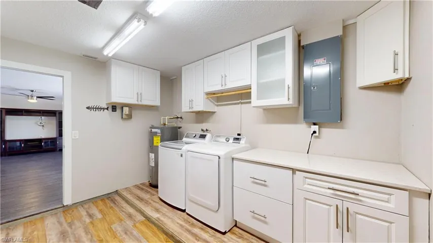 27514 Playa Del Rey Ln, Bonita Springs, Florida 34135