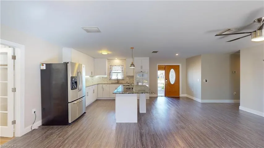 27514 Playa Del Rey Ln, Bonita Springs, Florida 34135