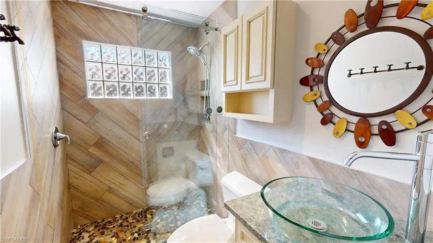 27514 Playa Del Rey Ln, Bonita Springs, Florida 34135
