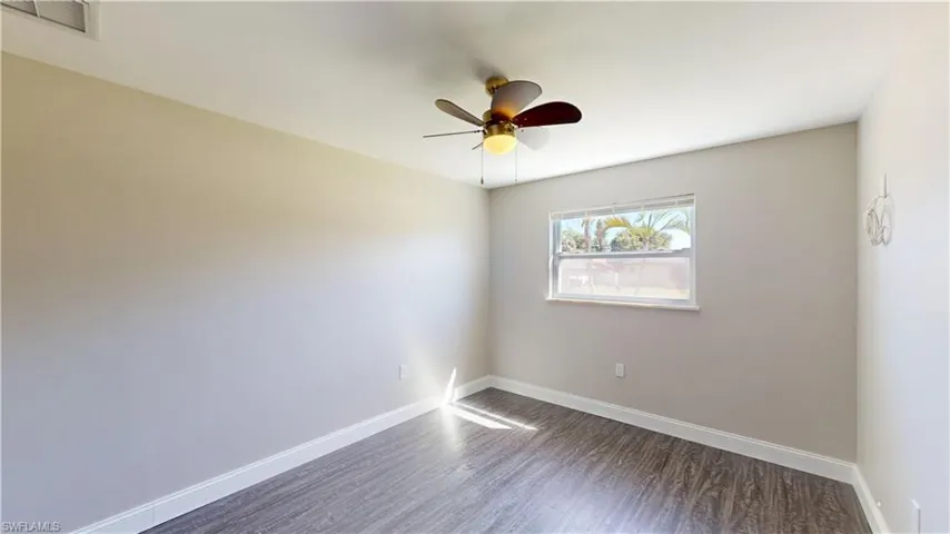 27514 Playa Del Rey Ln, Bonita Springs, Florida 34135