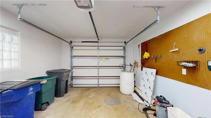 27514 Playa Del Rey Ln, Bonita Springs, Florida 34135