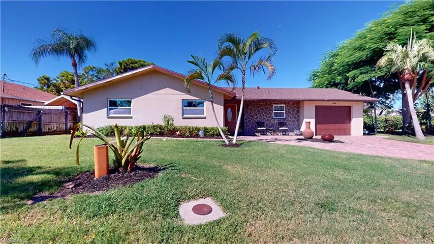 27514 Playa Del Rey Ln, Bonita Springs, Florida 34135