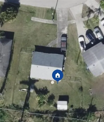 Aerial view of property and surrounding area