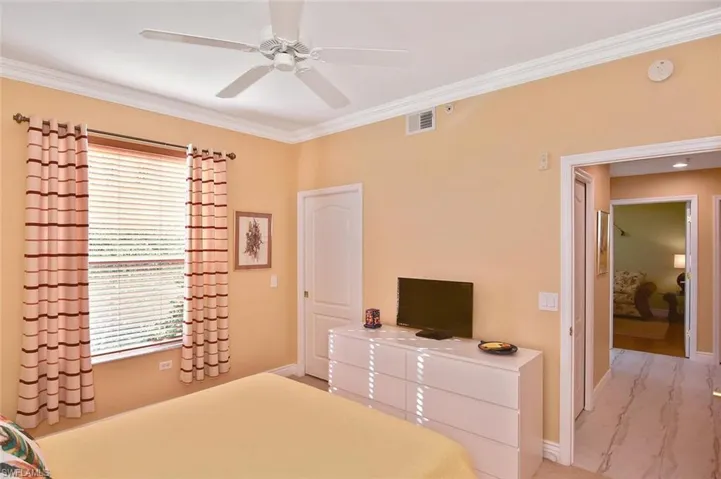 3860  SAWGRASS  WAY, Naples, FL 34112