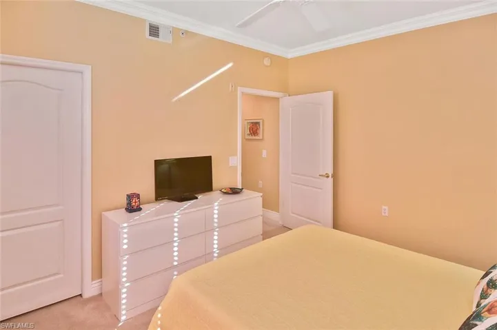 3860  SAWGRASS  WAY, Naples, FL 34112
