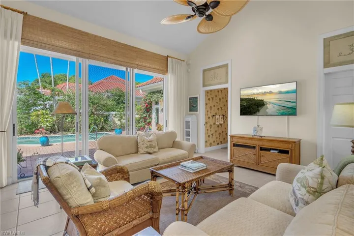 7060 Verde Way, Naples, Florida 34108
