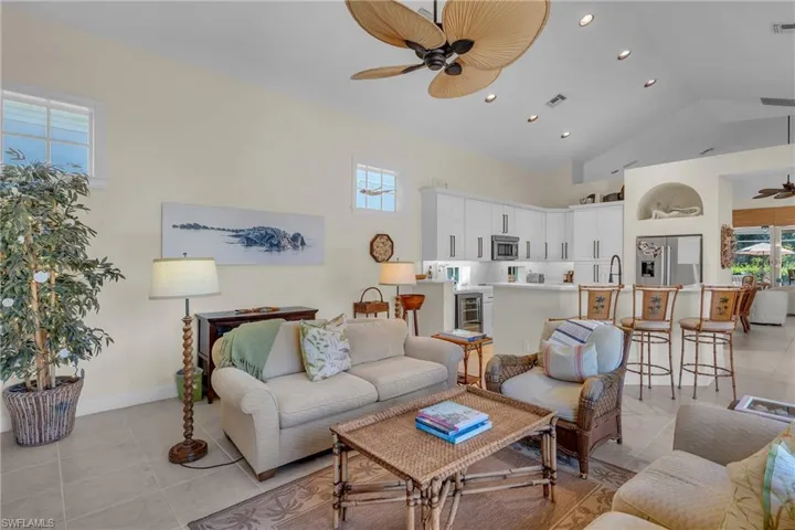 7060 Verde Way, Naples, Florida 34108