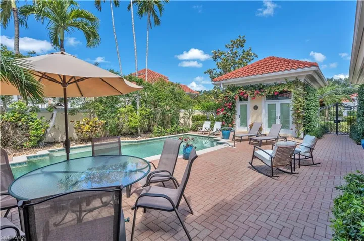 7060 Verde Way, Naples, Florida 34108