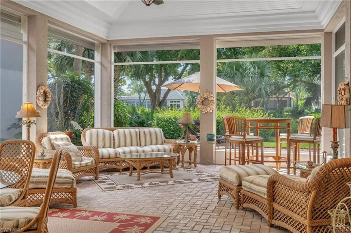7060 Verde Way, Naples, Florida 34108