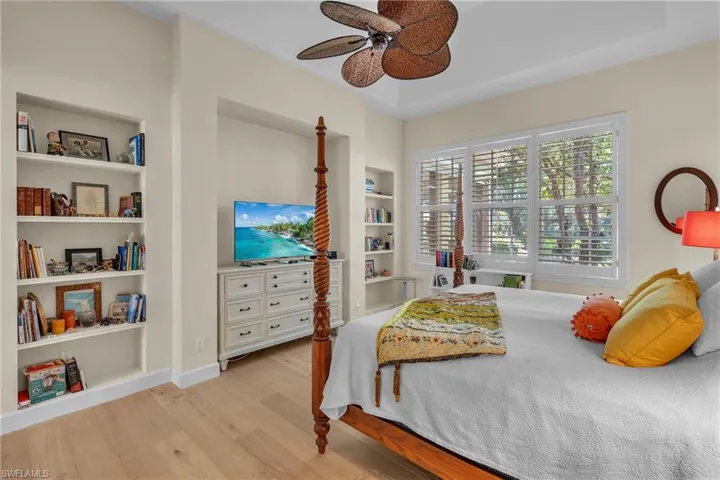7060 Verde Way, Naples, Florida 34108