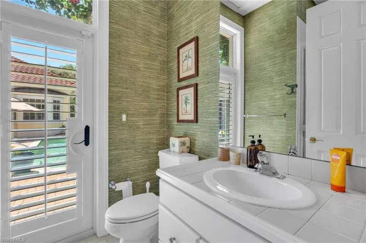 7060  VERDE  WAY, Naples, FL 34108